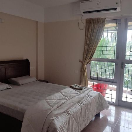 Silver Oaks Flat Sc Golf Links Road Kowdiar Thiruvananthapuram By Probity Ventures Exterior photo