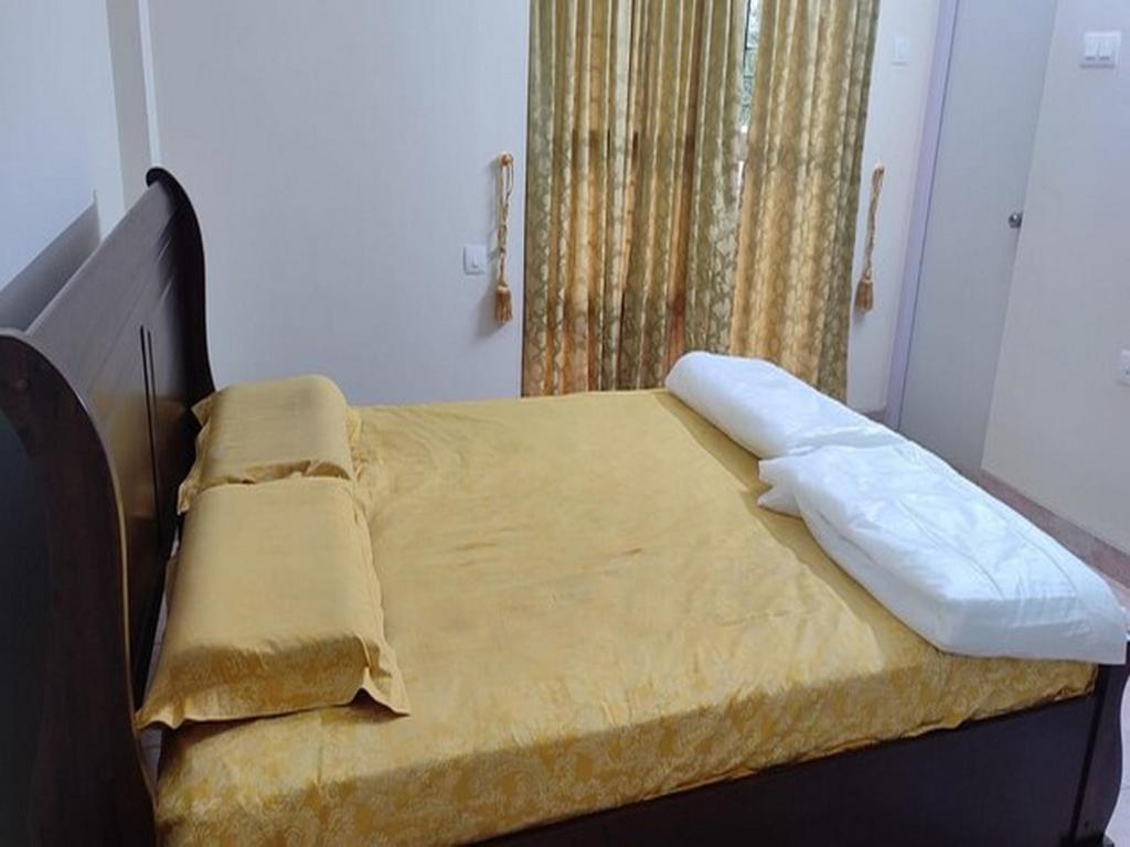 Silver Oaks Flat Sc Golf Links Road Kowdiar Thiruvananthapuram By Probity Ventures Exterior photo
